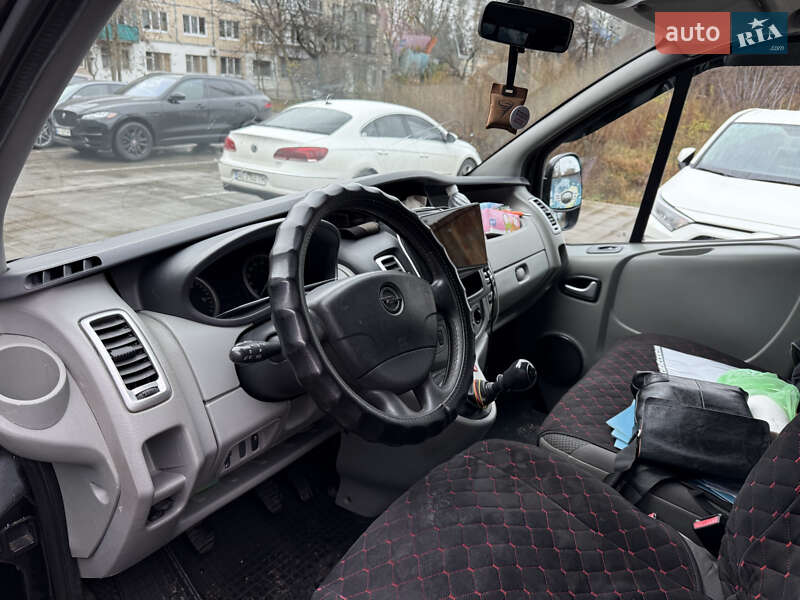 Минивэн Opel Vivaro 2014 в Киеве фото 11 Минивэн Opel Vivaro 2014 в Киеве
