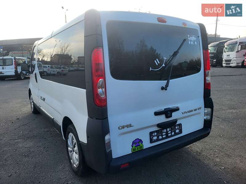Минивэн Opel Vivaro 2004 в Хмельницком