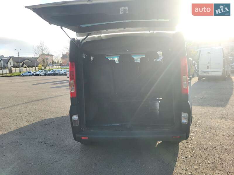 Минивэн Opel Vivaro 2004 в Хмельницком