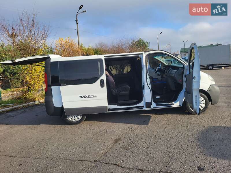 Минивэн Opel Vivaro 2004 в Хмельницком
