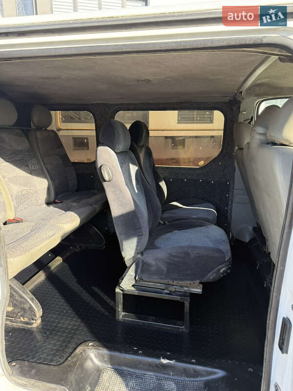 Минивэн Opel Vivaro 2005 в Новояворовске фото 13 Минивэн Opel Vivaro 2005 в Новояворовске