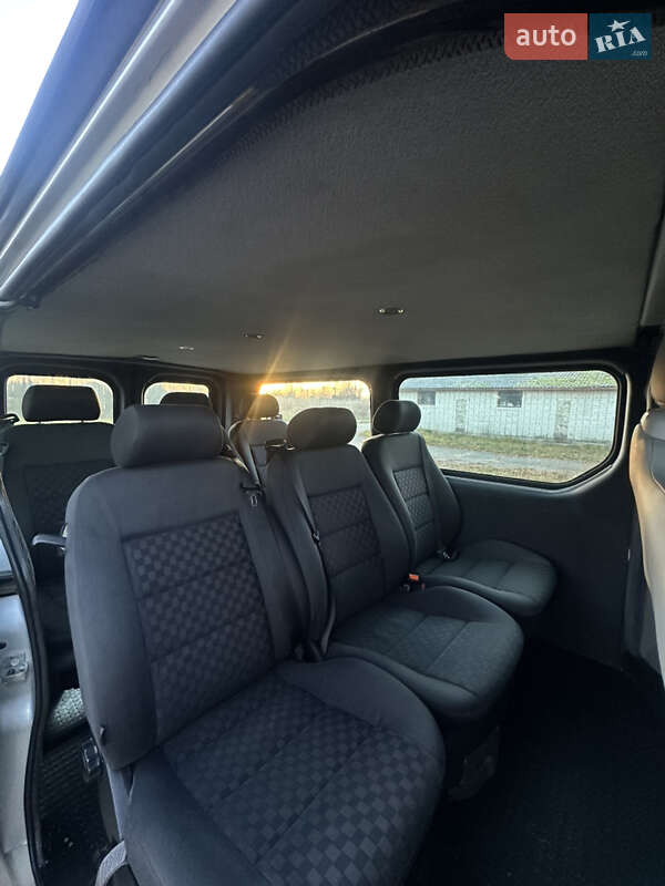 Мінівен Opel Vivaro 2003 в Ковелі