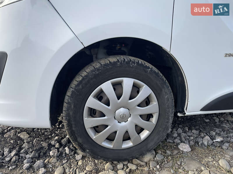 Мінівен Opel Vivaro 2016 в Івано-Франківську фото 16 Мінівен Opel Vivaro 2016 в Івано-Франківську