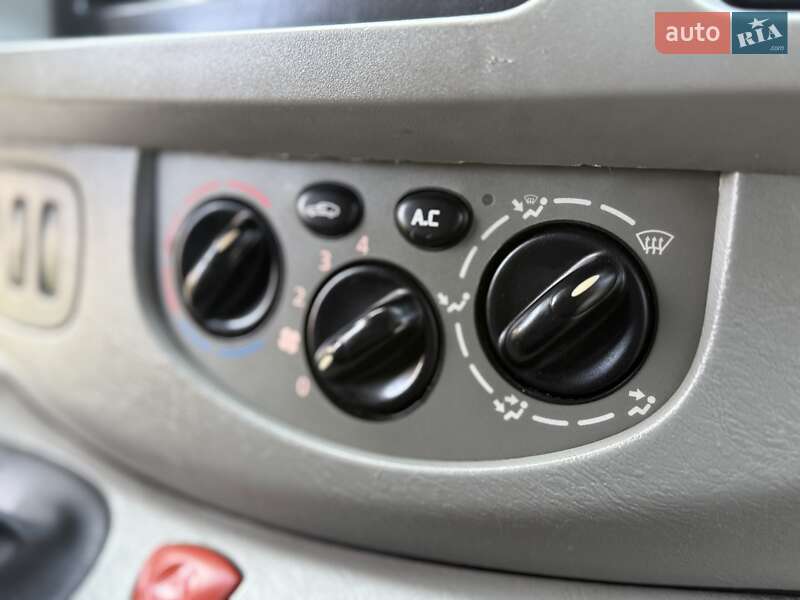 Минивэн Opel Vivaro 2006 в Львове фото 37 Минивэн Opel Vivaro 2006 в Львове