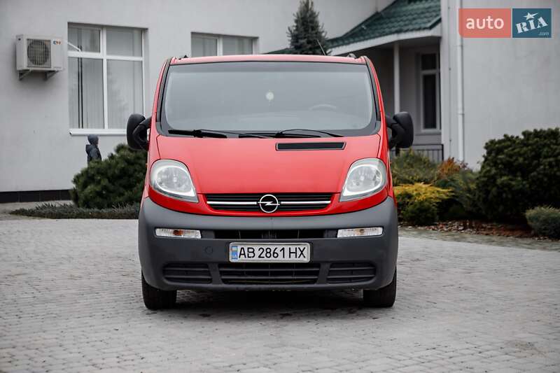 Минивэн Opel Vivaro 2004 в Баре фото 10 Минивэн Opel Vivaro 2004 в Баре