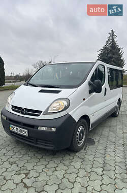 Минивэн Opel Vivaro 2005 в Дубно
