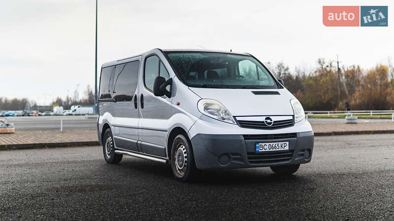Минивэн Opel Vivaro 2008 в Львове