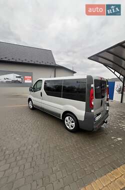 Минивэн Opel Vivaro 2011 в Чемеровцах