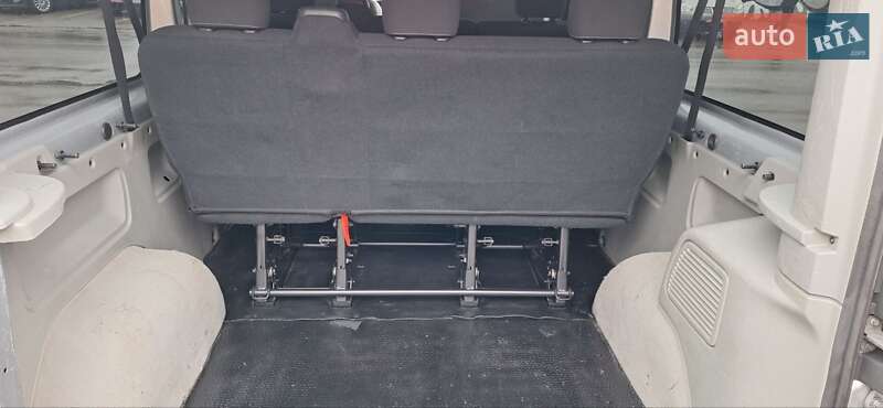 Хетчбек Opel Vivaro 2011 в Луцьку