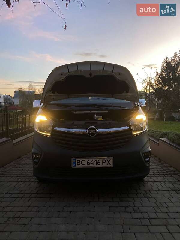 Інші вантажівки Opel Vivaro 2015 в Львові