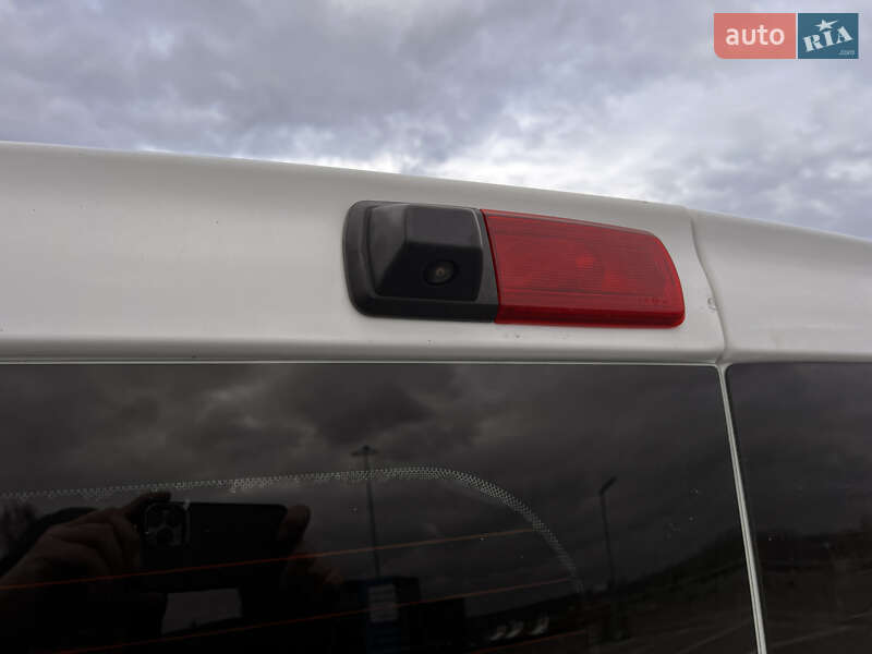 Минивэн Opel Vivaro 2015 в Киеве