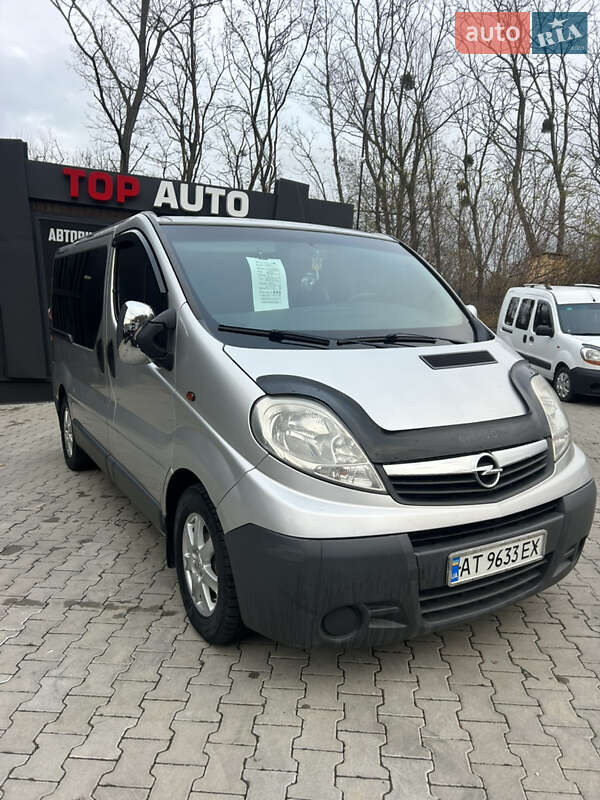 Минивэн Opel Vivaro 2007 в Черновцах