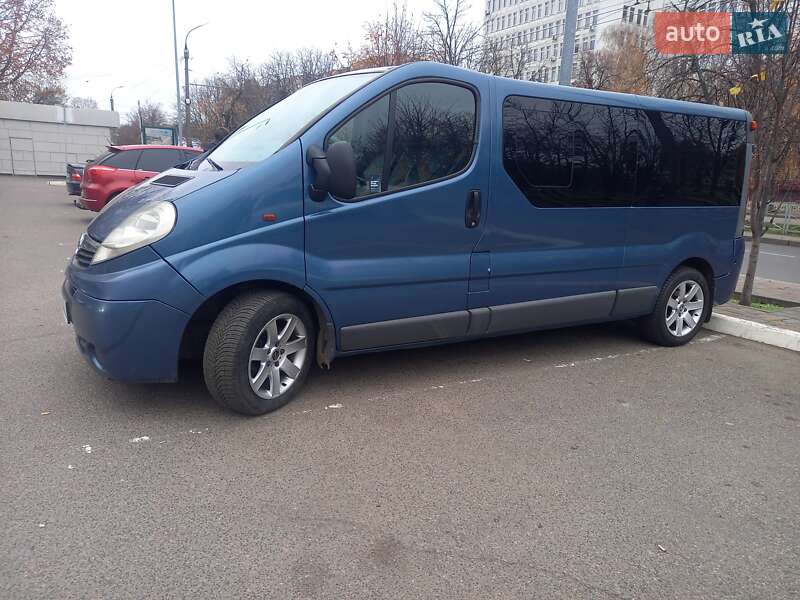 Минивэн Opel Vivaro 2011 в Черкассах