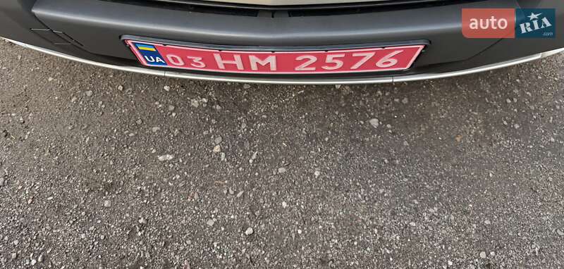 Минивэн Opel Vivaro 2012 в Львове