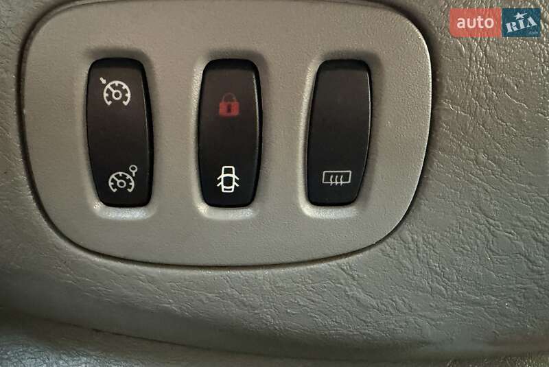 Минивэн Opel Vivaro 2012 в Львове