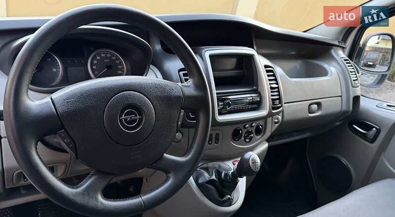 Минивэн Opel Vivaro 2012 в Львове