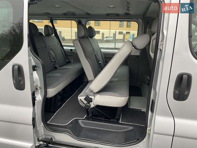Минивэн Opel Vivaro 2013 в Виннице
