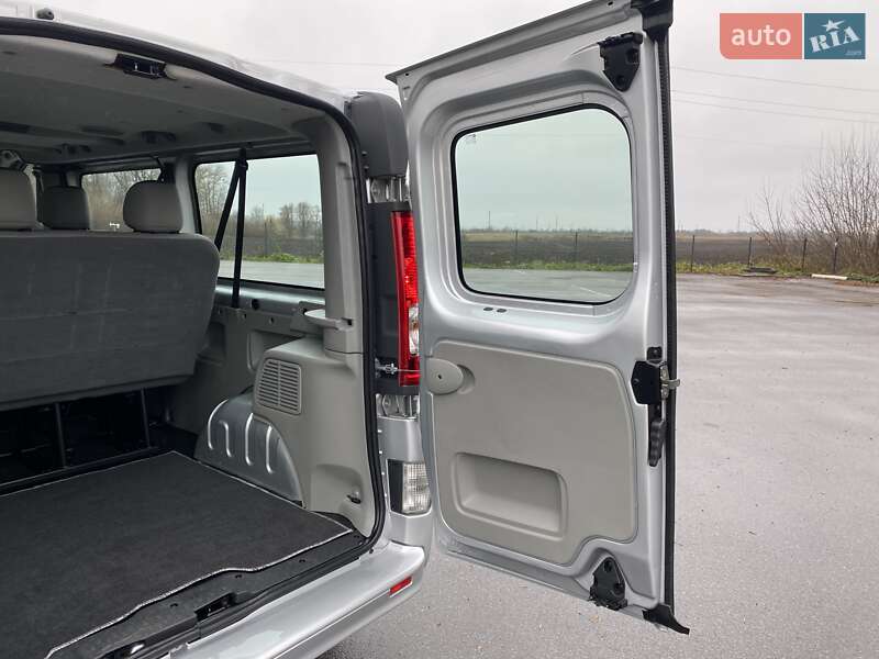 Минивэн Opel Vivaro 2013 в Виннице