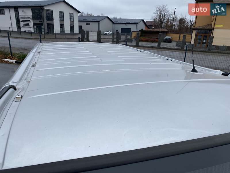 Минивэн Opel Vivaro 2013 в Виннице