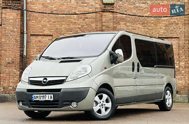 Минивэн Opel Vivaro 2011 в Житомире