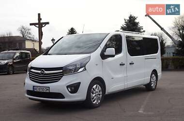 Минивэн Opel Vivaro 2017 в Каменском