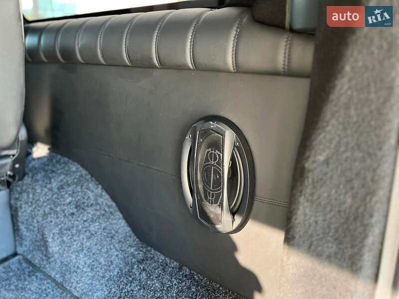 Мінівен Opel Vivaro 2019 в Ужгороді