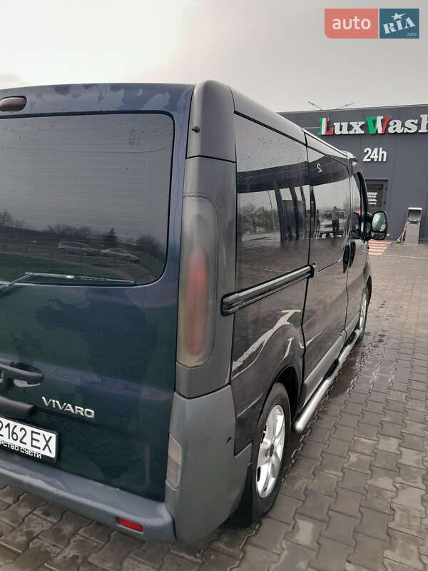 Мінівен Opel Vivaro 2002 в Новій Одесі