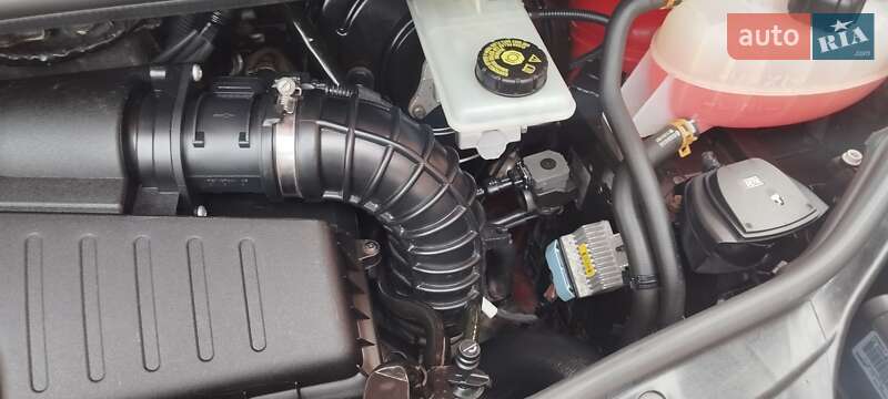 Грузовой фургон Opel Vivaro 2013 в Радомышле фото 21 Грузовой фургон Opel Vivaro 2013 в Радомышле