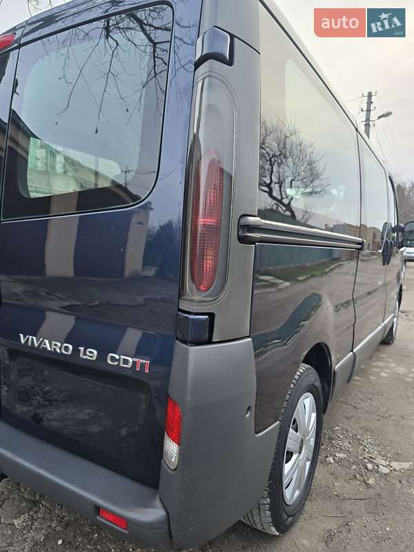 Мінівен Opel Vivaro 2006 в Запоріжжі