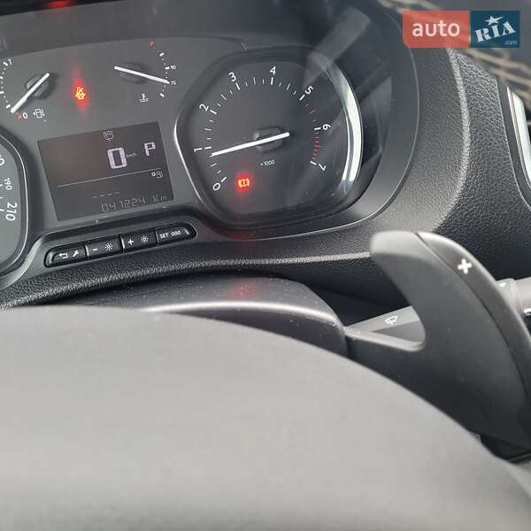 Грузовой фургон Opel Vivaro 2022 в Луцке фото 24 Грузовой фургон Opel Vivaro 2022 в Луцке