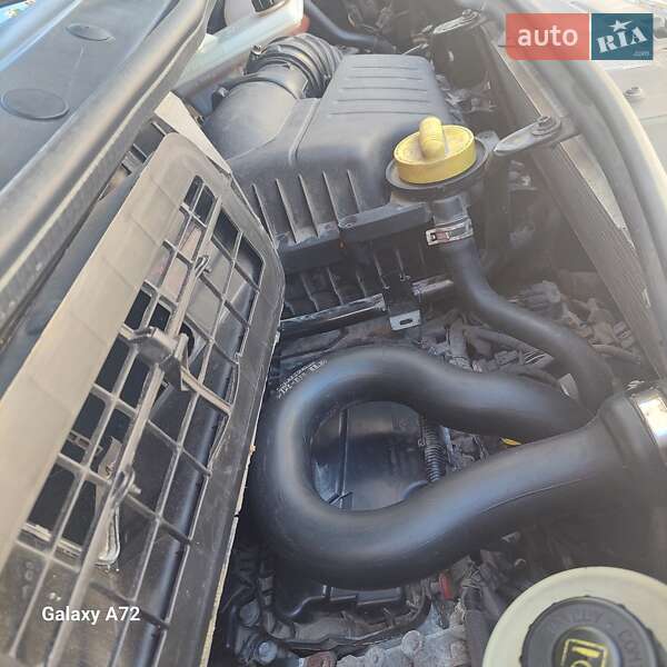 Вантажний фургон Opel Vivaro 2012 в Захарівці