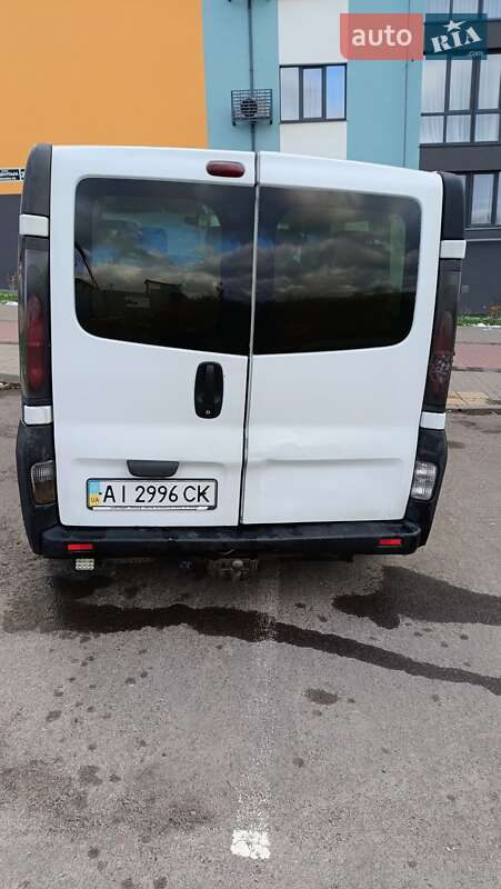 Минивэн Opel Vivaro 2002 в Ровно