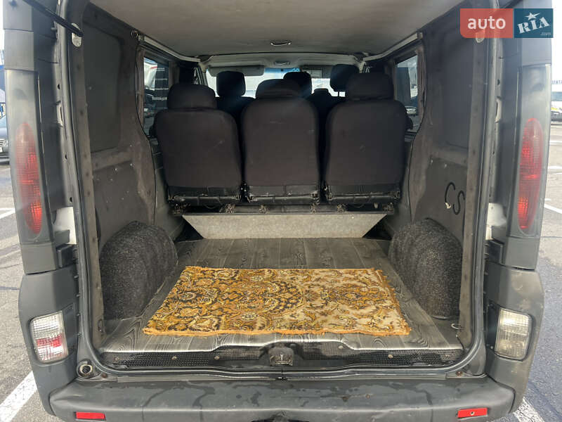 Минивэн Opel Vivaro 2004 в Киеве фото 9 Минивэн Opel Vivaro 2004 в Киеве