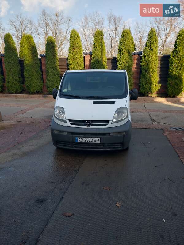 Грузовой фургон Opel Vivaro 2004 в Харькове фото 2 Грузовой фургон Opel Vivaro 2004 в Харькове