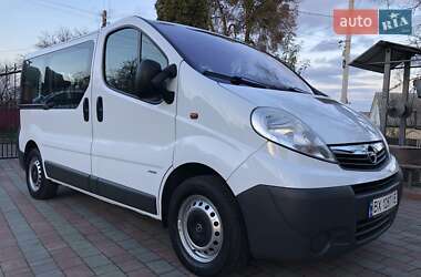 Минивэн Opel Vivaro 2012 в Красилове