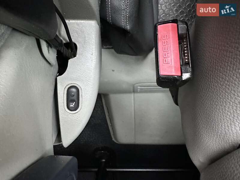 Минивэн Opel Vivaro 2013 в Луцке