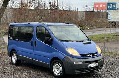 Минивэн Opel Vivaro 2003 в Шептицькому