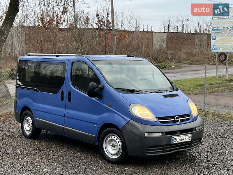 Opel Vivaro 2003