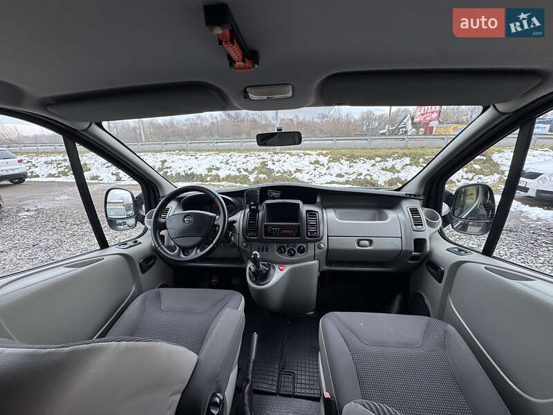 Минивэн Opel Vivaro 2012 в Стрые