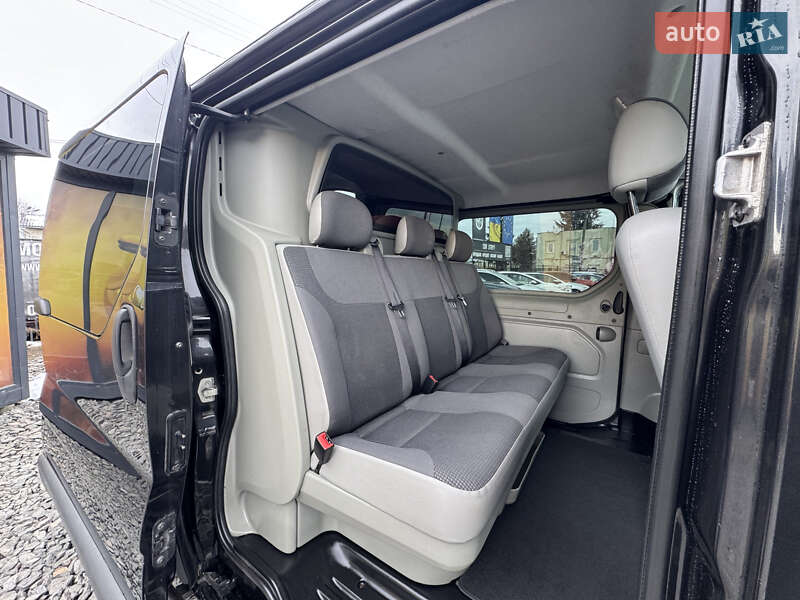 Минивэн Opel Vivaro 2012 в Стрые