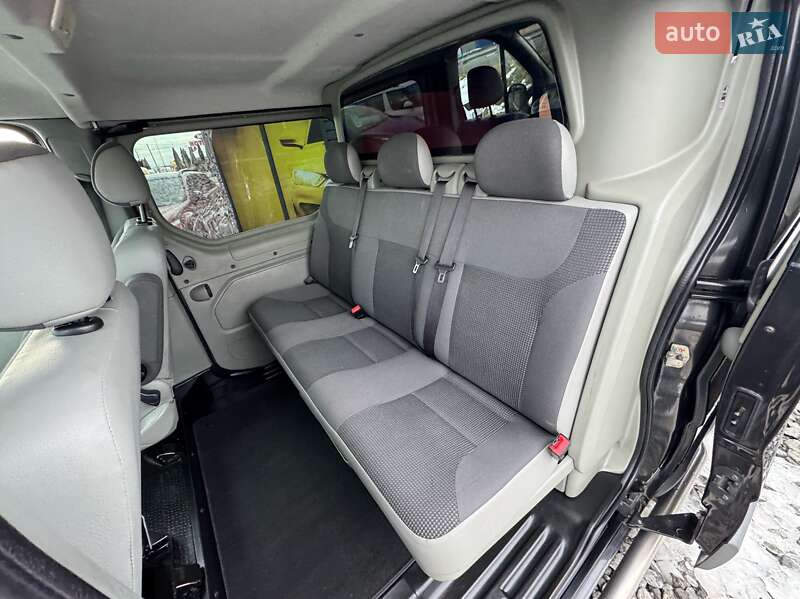 Минивэн Opel Vivaro 2012 в Стрые