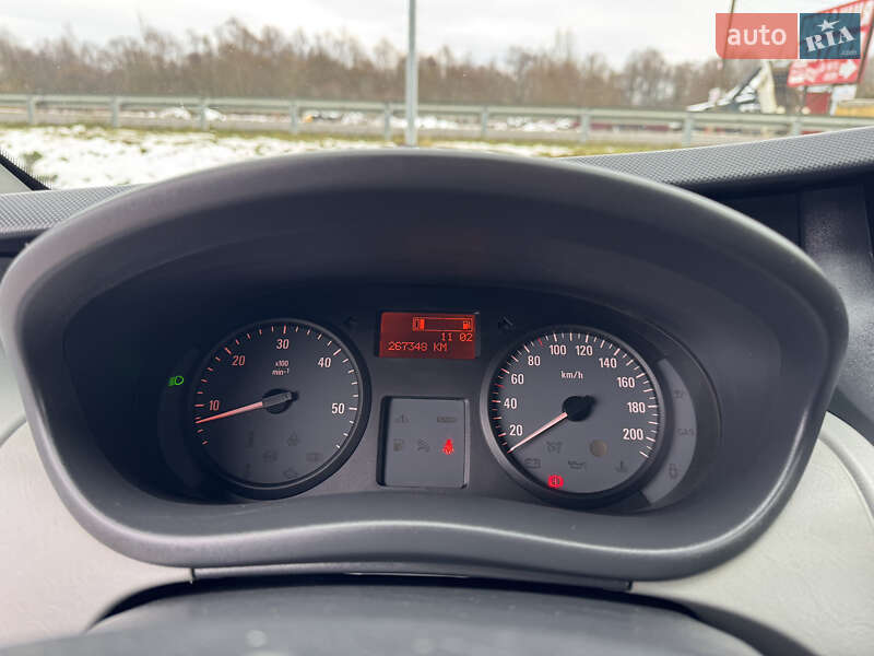 Минивэн Opel Vivaro 2012 в Стрые