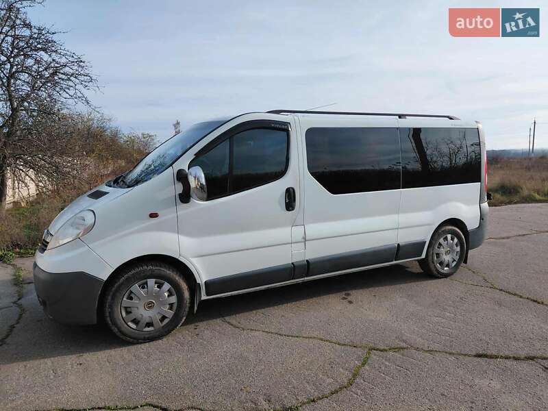 Минивэн Opel Vivaro 2007 в Новоднестровске