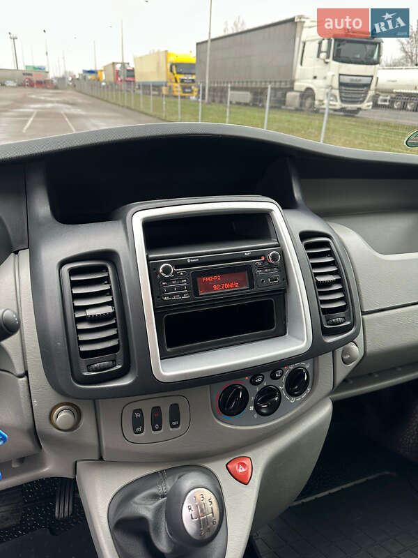 Минивэн Opel Vivaro 2014 в Ковеле