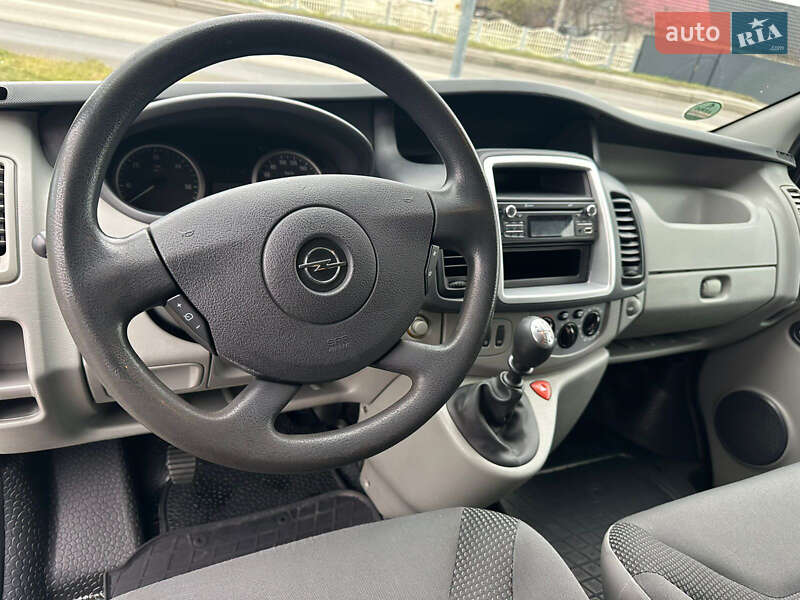 Минивэн Opel Vivaro 2014 в Ковеле