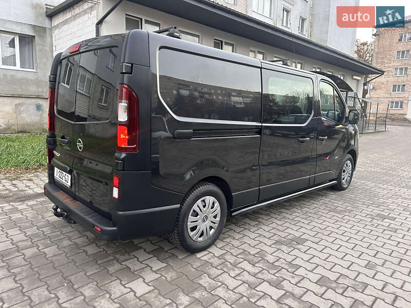 Мінівен Opel Vivaro 2017 в Дубні