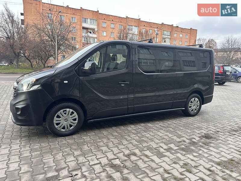 Мінівен Opel Vivaro 2017 в Дубні