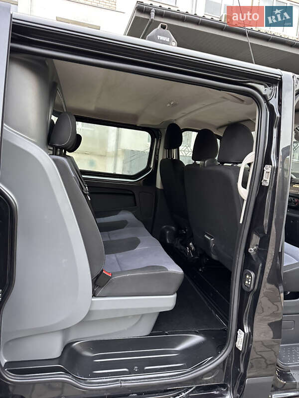 Мінівен Opel Vivaro 2017 в Дубні