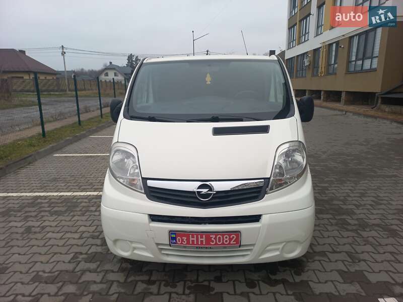 Минивэн Opel Vivaro 2010 в Ковеле
