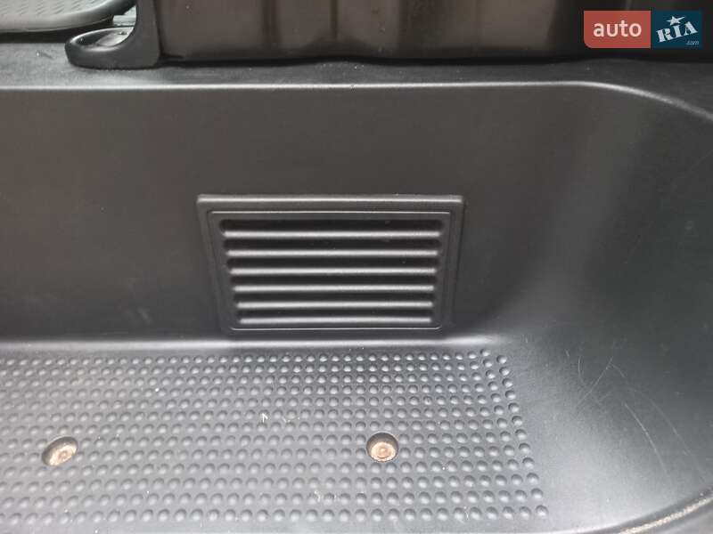 Минивэн Opel Vivaro 2010 в Ковеле